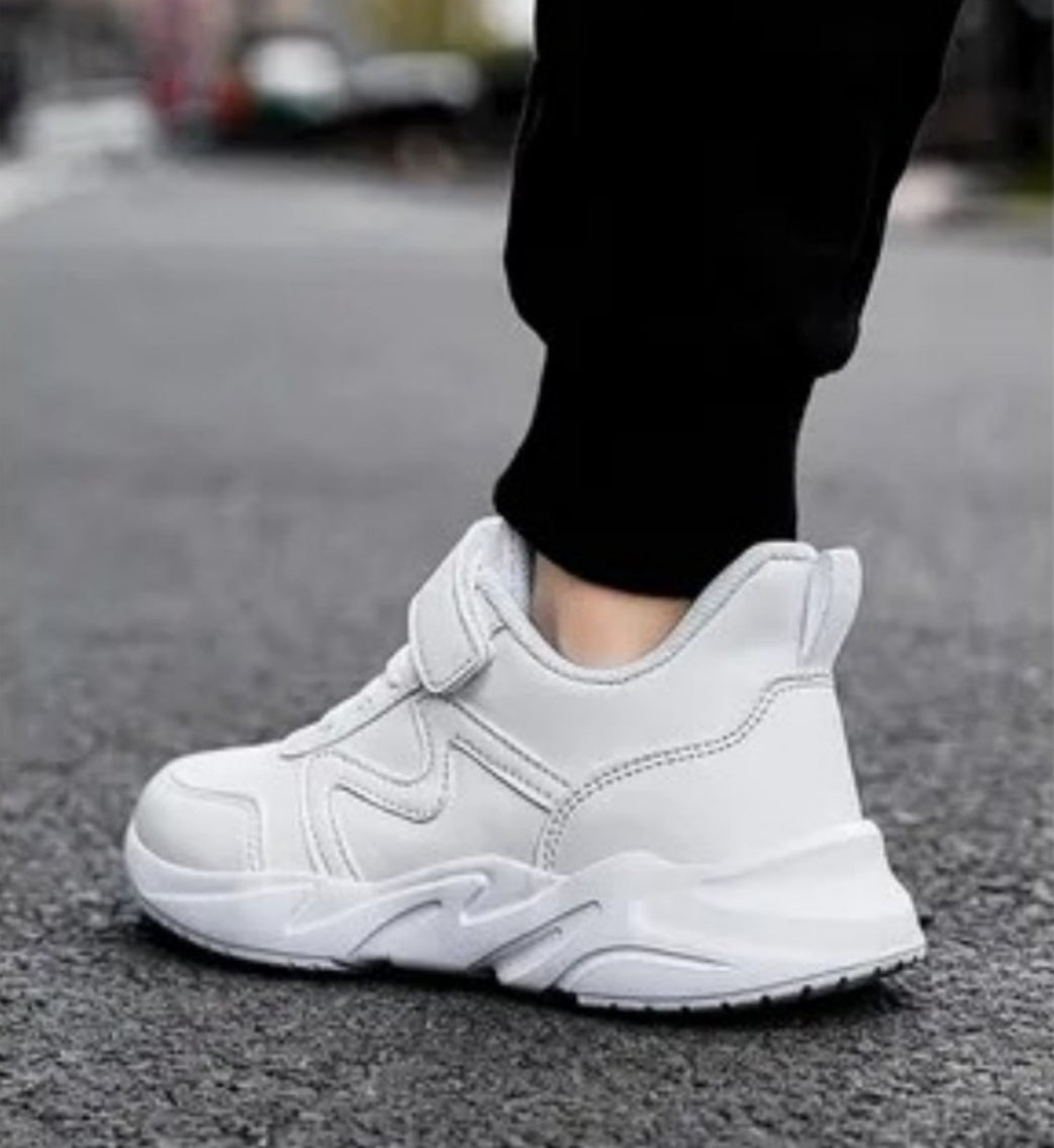 Tenis LK 081 (PP 32)