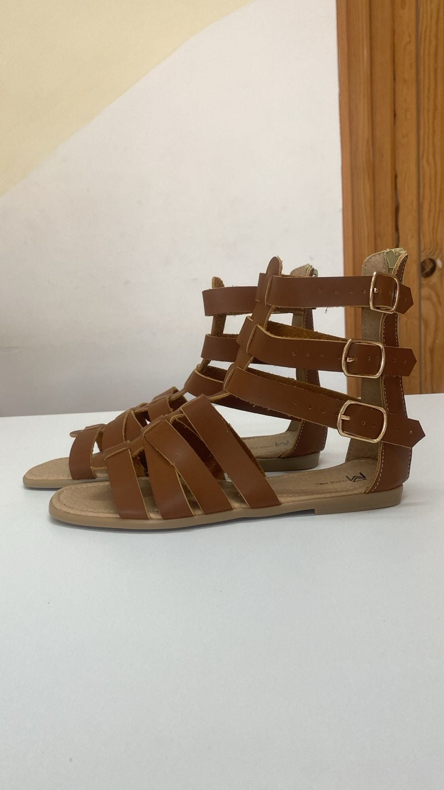 Romanas N