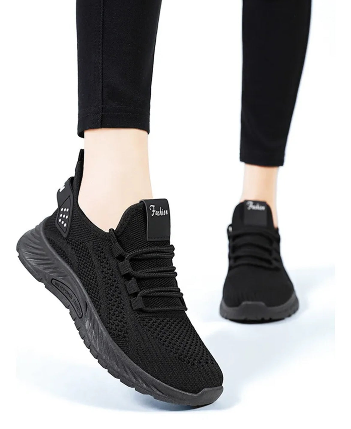 Tenis F